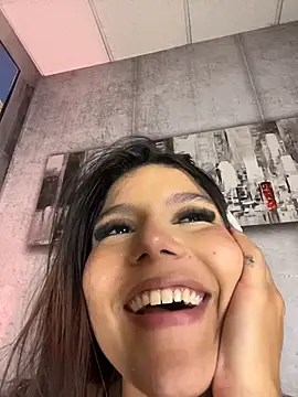 CherrySmirkXXX live sex cam