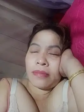 cumgirl1 live cam on StripChat