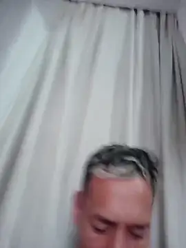 Elmono__1 webcam