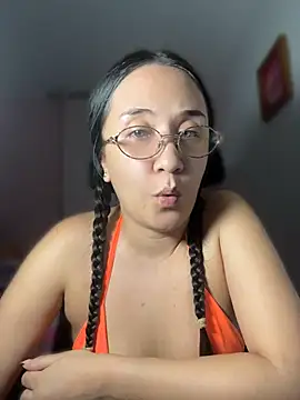 Melody_Fox26 webcam