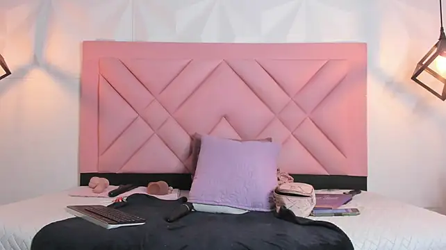 isa_cute_1 live cam preview