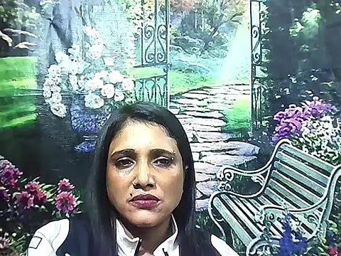IndianSexyLady20 webcam