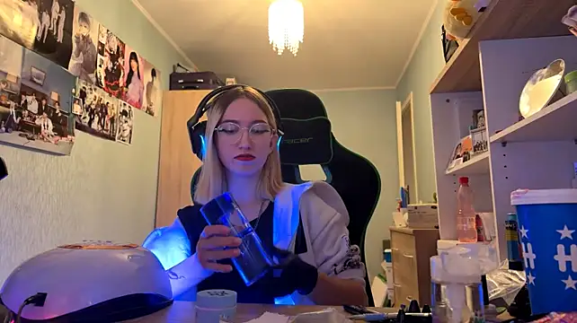 SoniaKotts live cam on StripChat
