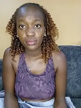 queenpee254 webcam