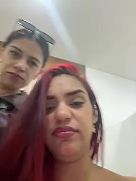 Sara-77 live cam preview