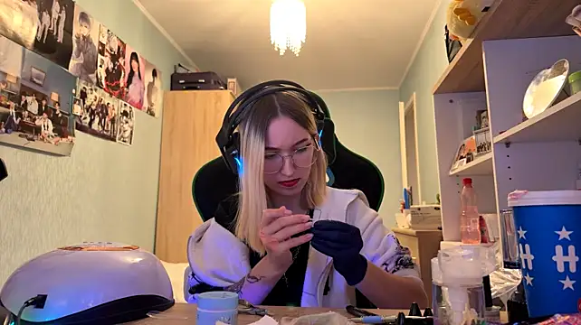 SoniaKotts webcam