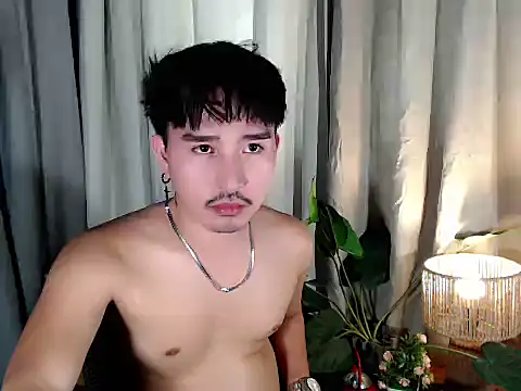Bhemore24 live cam on StripChat