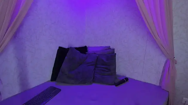 LolaGray__ webcam