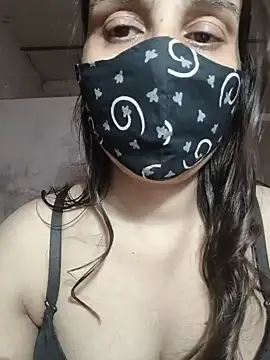 Yourjiski live cam on StripChat