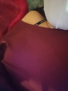 katy-vi live cam on StripChat