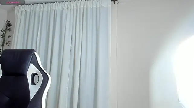 _Emmaa_Queen_