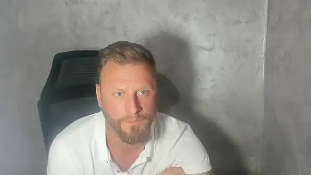 20CMCOCK2026 live cam preview