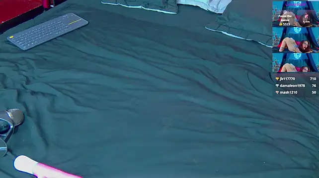 Lunamistyc live cam preview