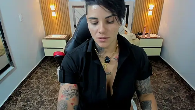 KAROLLJONES1 webcam