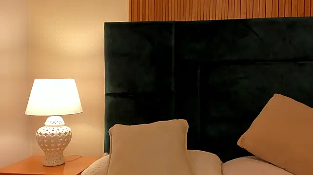 Amber_kiss_ live cam preview