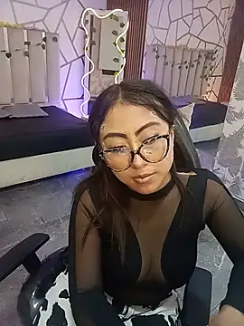 Amhira_Tay live cam preview