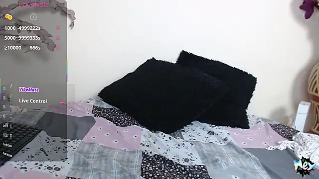 NicoleSantana live cam preview