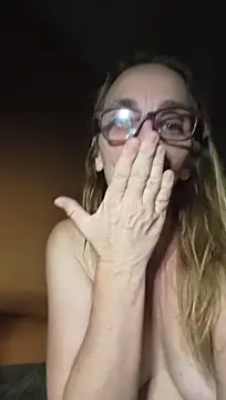 Dettybitch40