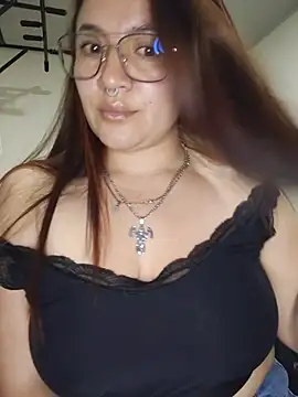 samm_curvy webcam