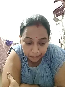 ninadi_hot live cam preview