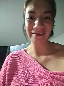 JessiDovee live cam on StripChat