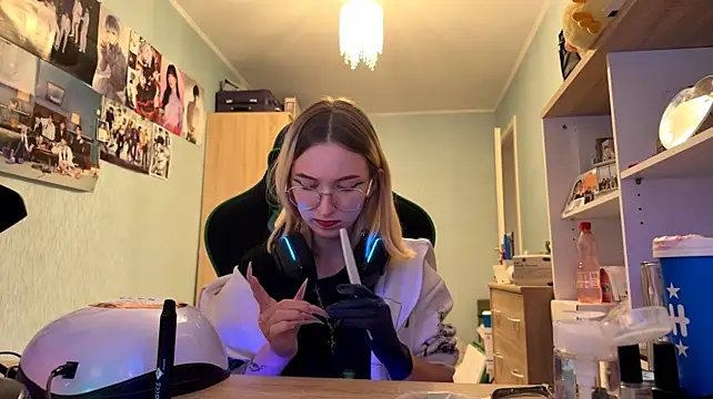 SoniaKotts webcam