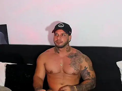 MarckMathews live cam on StripChat