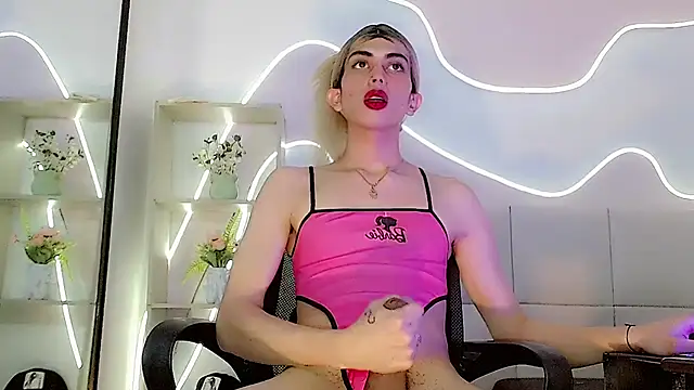 Daniela_Pink_