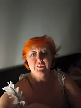 MissSilken live cam preview