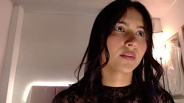 LillyBurset live cam preview