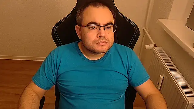 Latexboy893