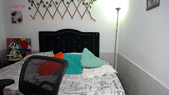 naughty_girl_4u live cam preview