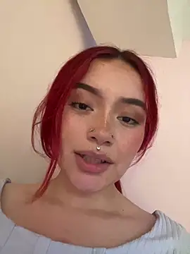 Camila_Rivers live cam on StripChat
