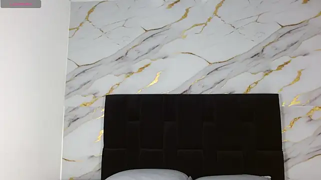 TesaaQuiinn webcam