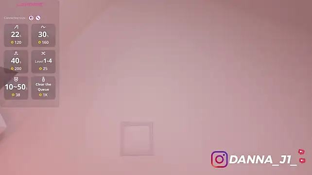 DannaJhonson1 live cam on StripChat