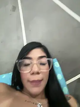 ElaRose_12 webcam