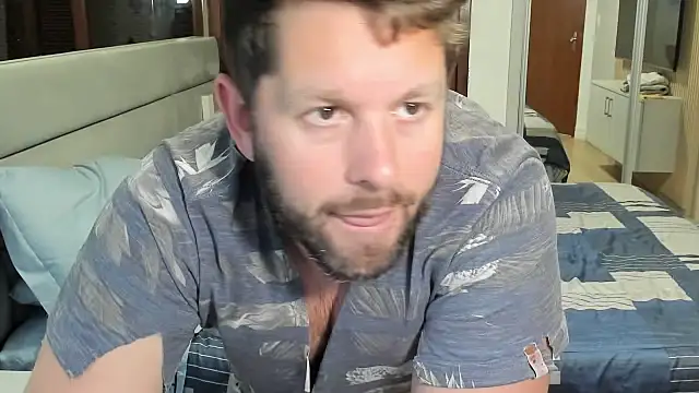 RipMyUnderwear webcam