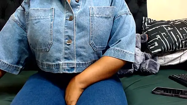 SexyPureFire001 webcam