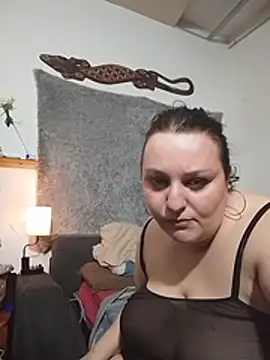 HarleyDevon live cam on StripChat