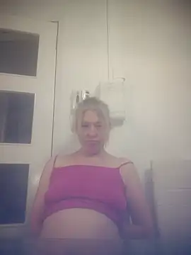 Sinful-Sarah webcam