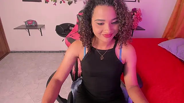 MICAELA07_ live cam on StripChat