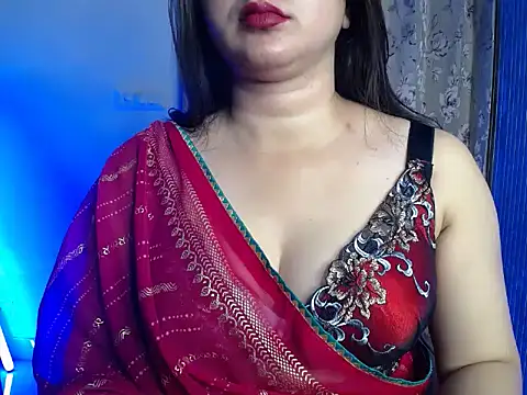 Ravaishing_Queen webcam