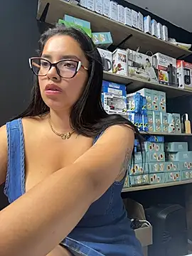 Miss_Bella_Flame