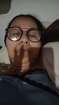 Ladymilf12 live cam preview
