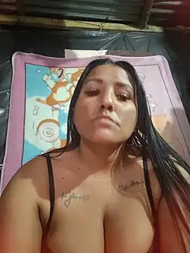 Emma_47 live cam preview