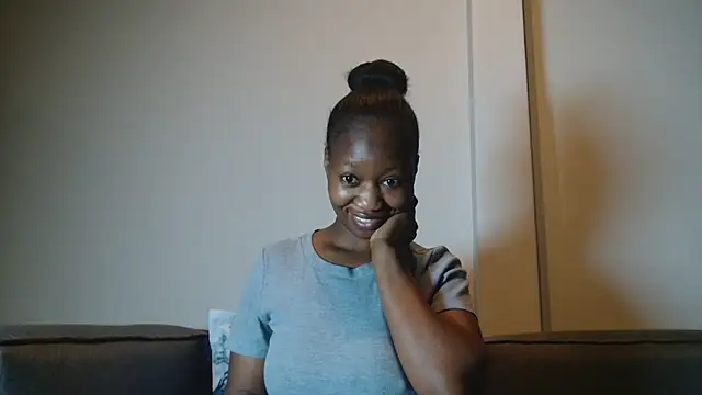 Hardnipples8 live cam on StripChat