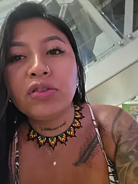 luisa16xxx live cam on StripChat