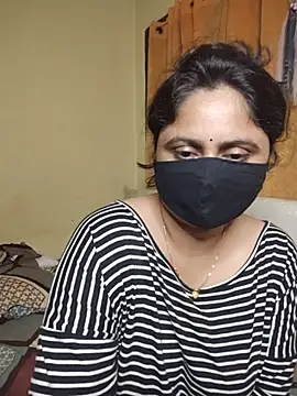 Urs_vrinda live cam on StripChat