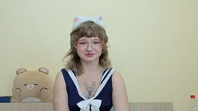 ToriCarmula live cam on StripChat
