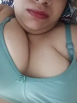 Wildsimmi27 live cam on StripChat